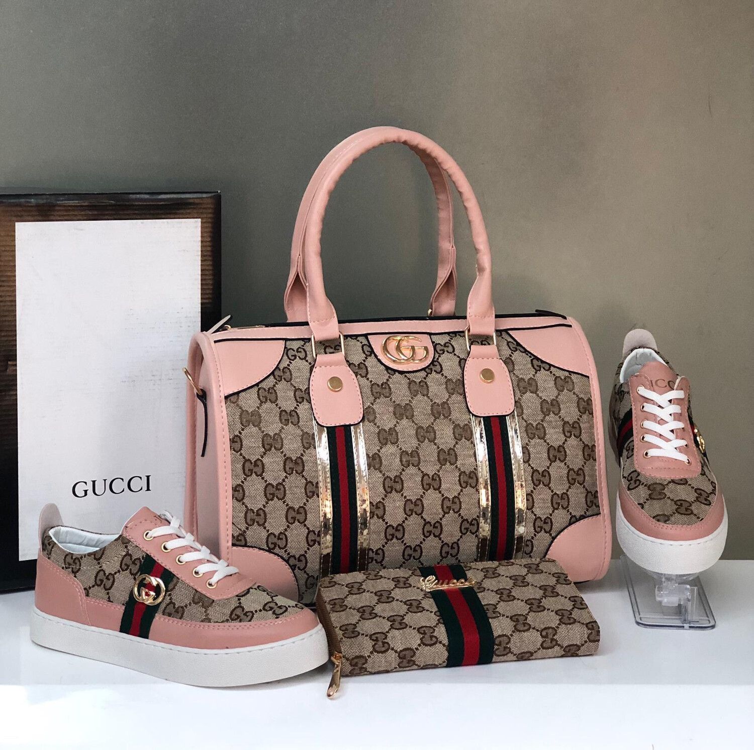 Shoes & Handbags